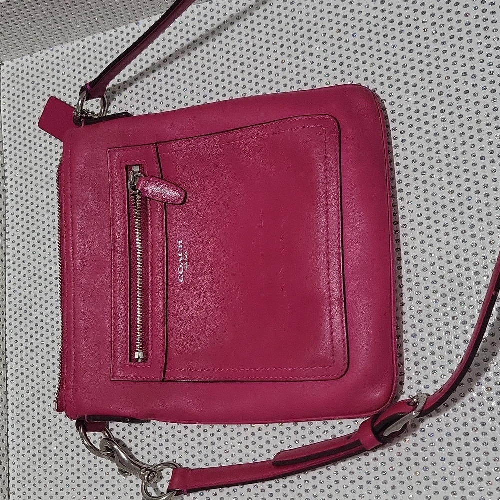 Authentic Coach bag - Picture 2 of 5